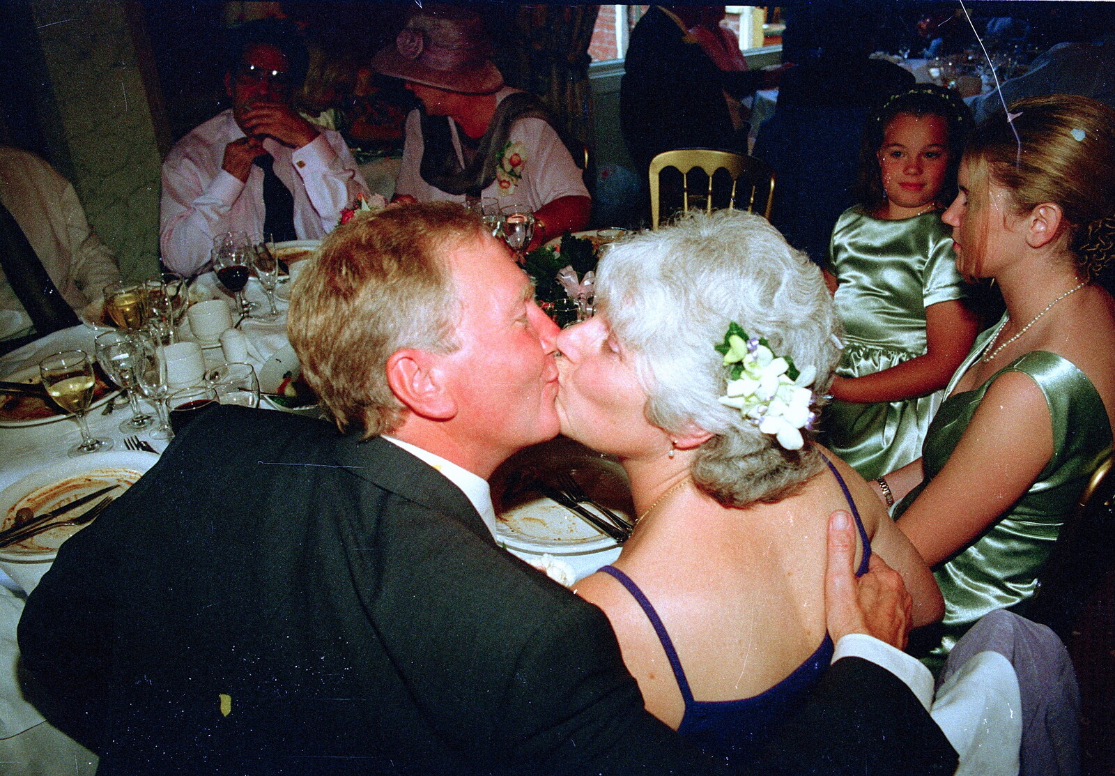 John and Spammy share a snog from Helen and Neil's Wedding, The Oaksmere, Brome, Suffolk - 4th August 2000