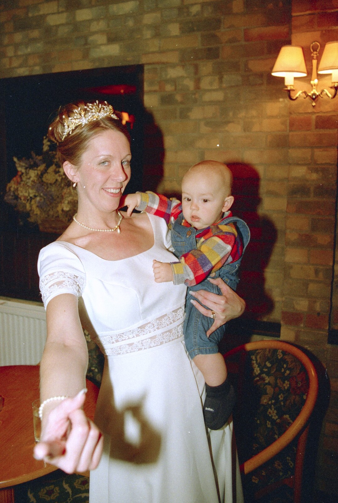 Paula borrows Dave-sprog for a bit from Paula's 3G Lab Wedding Reception, Huntingdon, Cambridgeshire - 4th September 2000