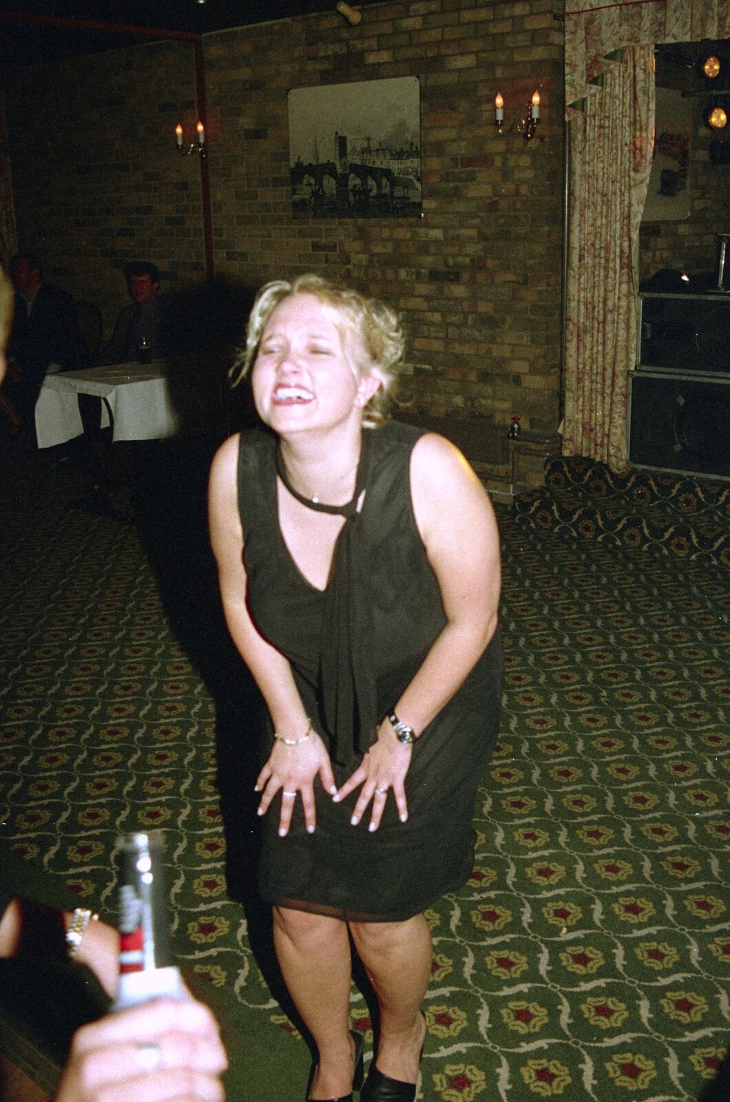 Michelle has a giggle from Paula's 3G Lab Wedding Reception, Huntingdon, Cambridgeshire - 4th September 2000