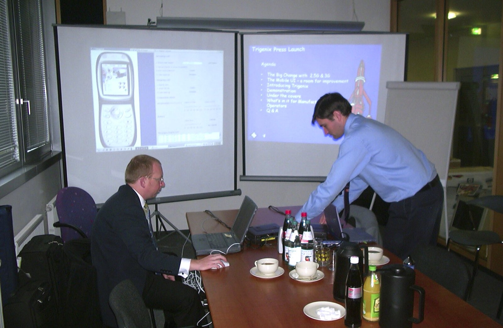 We set up for yet another presentation from The 3G Lab Press Tour: Munich, Germany - 14th March 2001