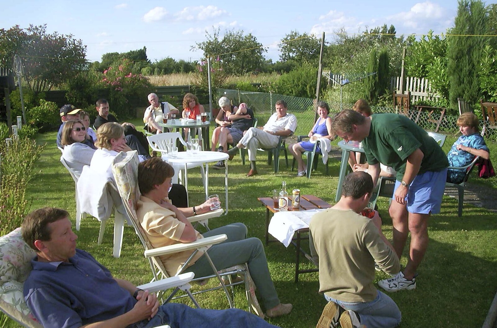Spammy's back-garden barbeque from A BSCC Barbeque and Bill's 3G Lab Party, Papworth Everard, Cambridgeshire - 1st June 2001