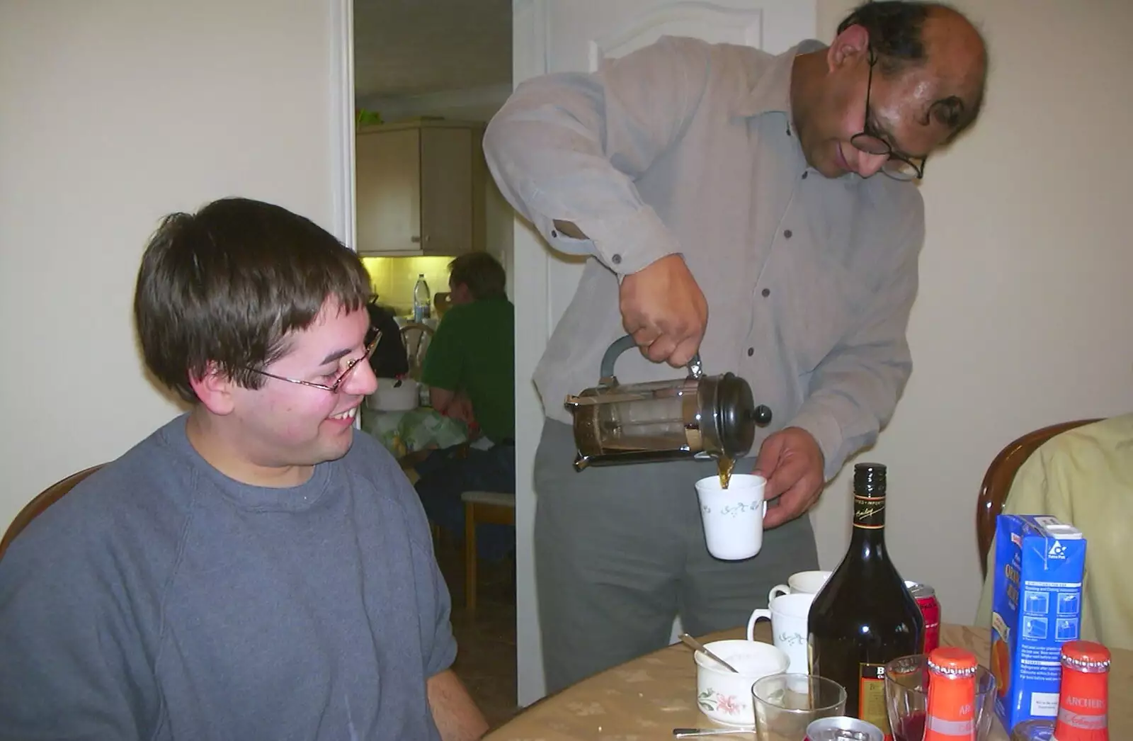 Bill pours a coffee, from A BSCC Barbeque and Bill's 3G Lab Party, Papworth Everard, Cambridgeshire - 1st June 2001