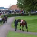 More horse-parading, 3G Lab Goes to the Races, Newmarket, Suffolk - 15th July 2001