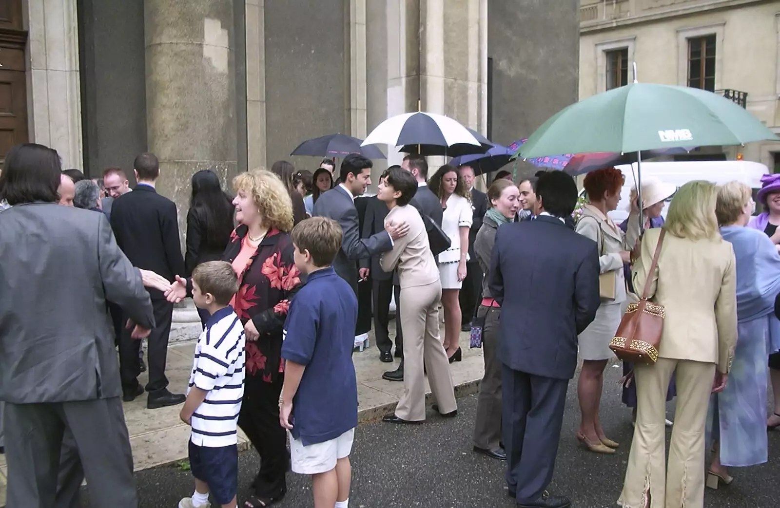 More meeting and greeting, from Elisa and Luigi's Wedding, Carouge, Geneva, Switzerland - 20th July 2001