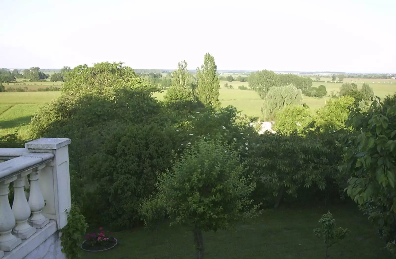 The view out of the back of Hirondelle, from A Short Holiday in Chivres, Burgundy, France - 21st July 2001