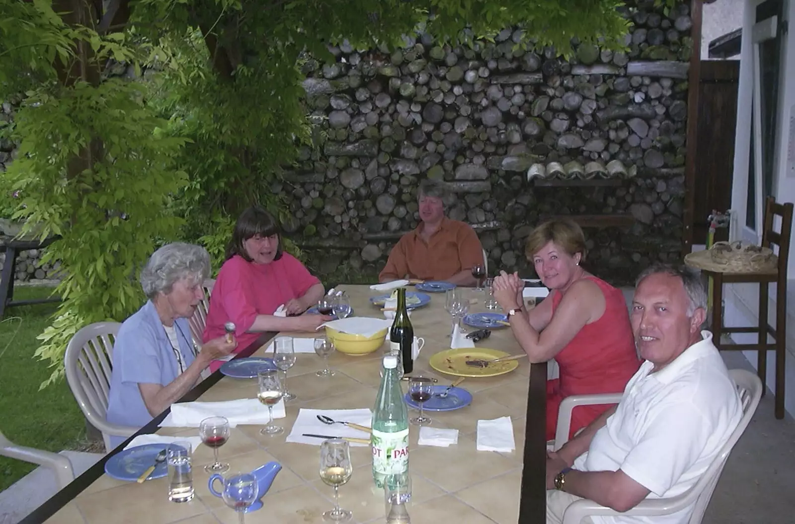 Another dinner around the table in the garden, from A Short Holiday in Chivres, Burgundy, France - 21st July 2001