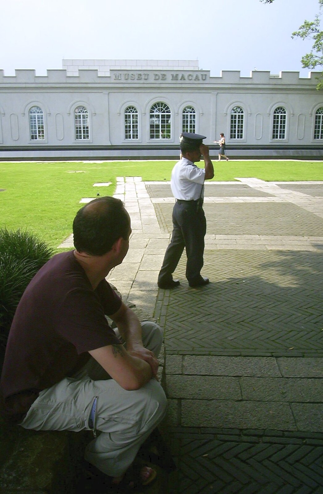 A Day Trip to Macau, China - 16th August 2001: DH watches a security guard wander around