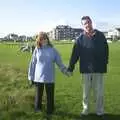 Michelle and Sean, Barton-on-Sea cliff top, A Trip Down South, New Milton, Hampshire - 25th August 2001