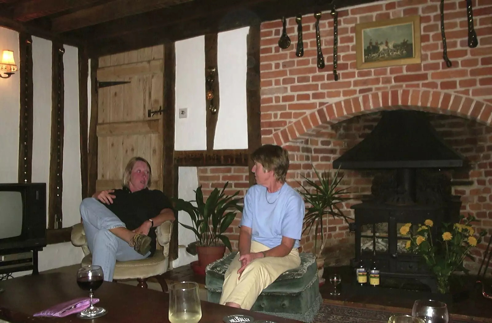 Sue and Brenda chat, from A 3G Lab Sailing Trip, Shotley, Suffolk - 6th September 2001