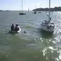 Dan and Gerard row off to Pin Mill for supplies, A 3G Lab Sailing Trip, Shotley, Suffolk - 6th September 2001