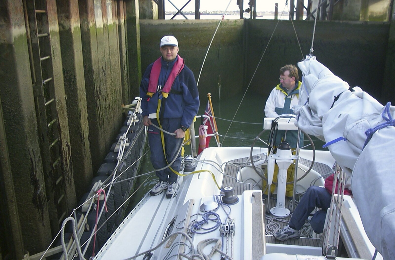 Back in the lock at Shotley Marina from A 3G Lab Sailing Trip, Shotley, Suffolk - 6th September 2001
