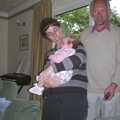 Someone else gets a go, as Bob roams around, Sean's New Sprog, New Milton and Hordle, Hampshire - 12th September 2001