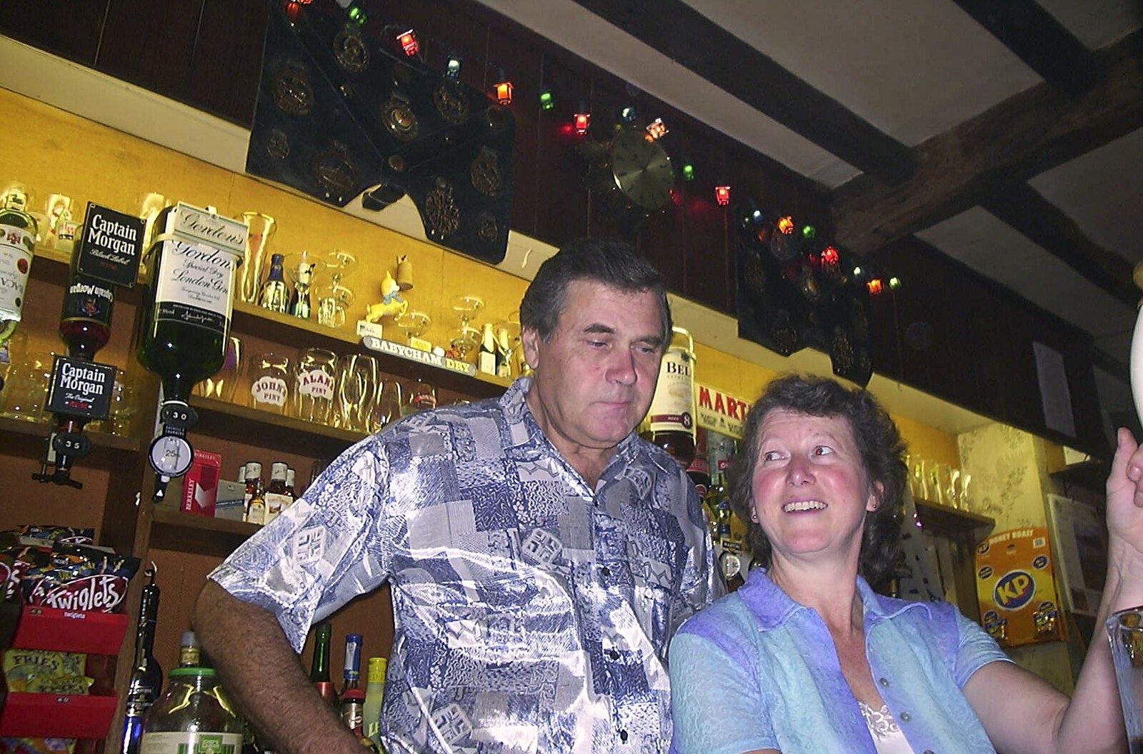 Alan and Sylvia behind the bar from Conkers at The Swan Inn and 3G Lab Pizza, Cambridge - 10th October 2001