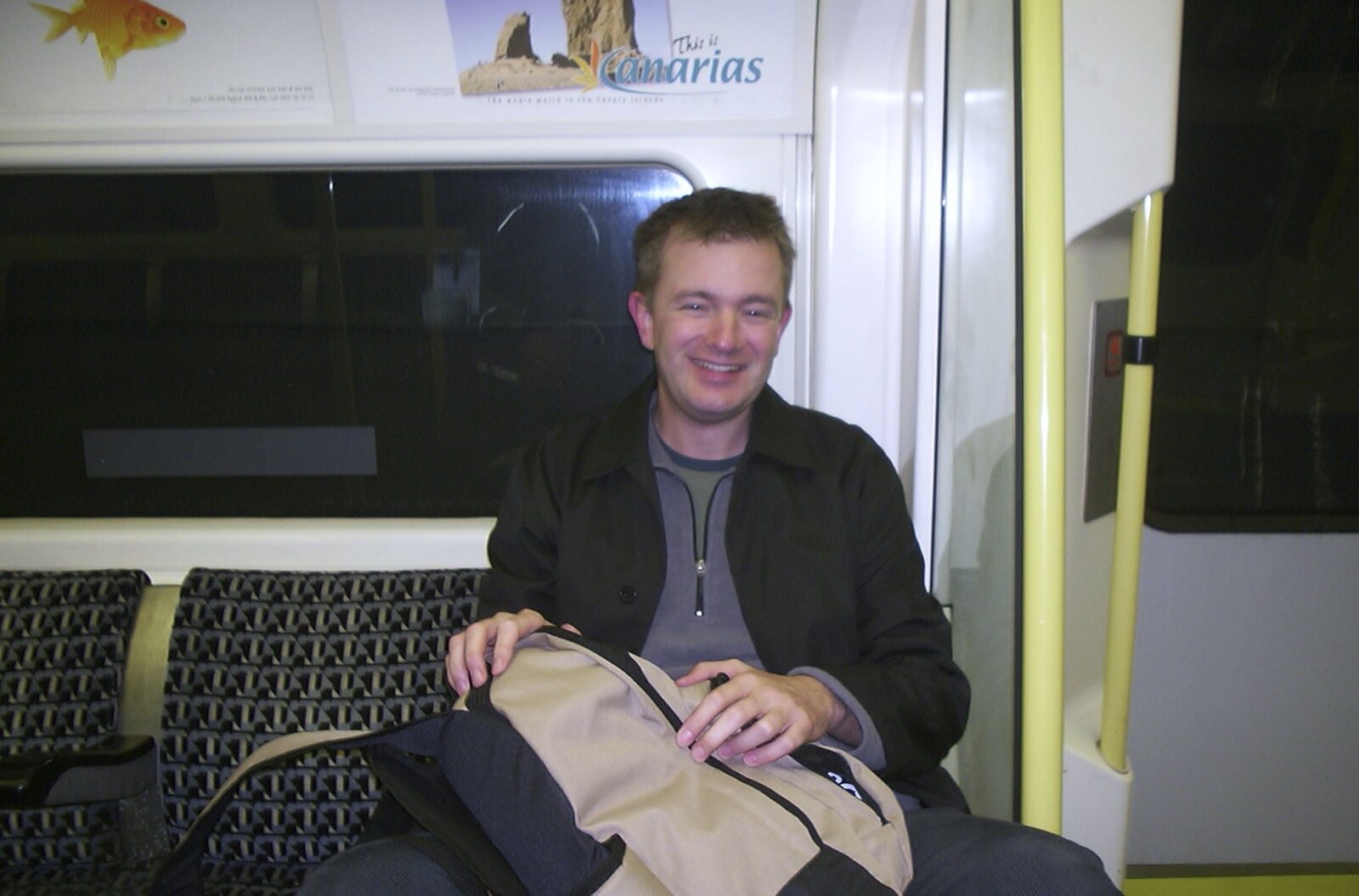 Nosher on an underground train from Sis's Kitchen, Morden, London - 15th November 2001