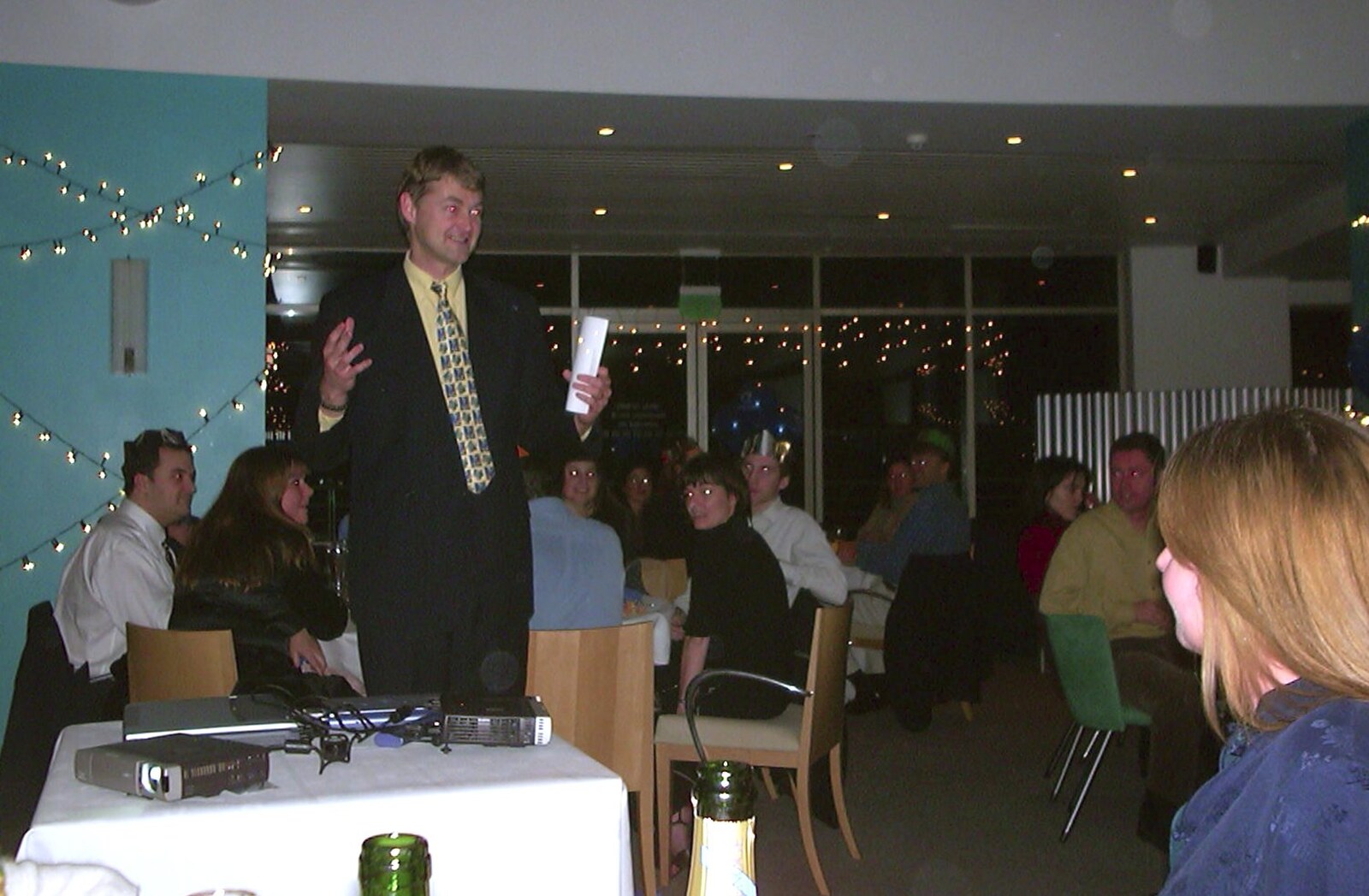 Steve Ives gives a speech from 3G Lab Christmas Party, Q-Ton Centre, Cambridge - 20th December 2001