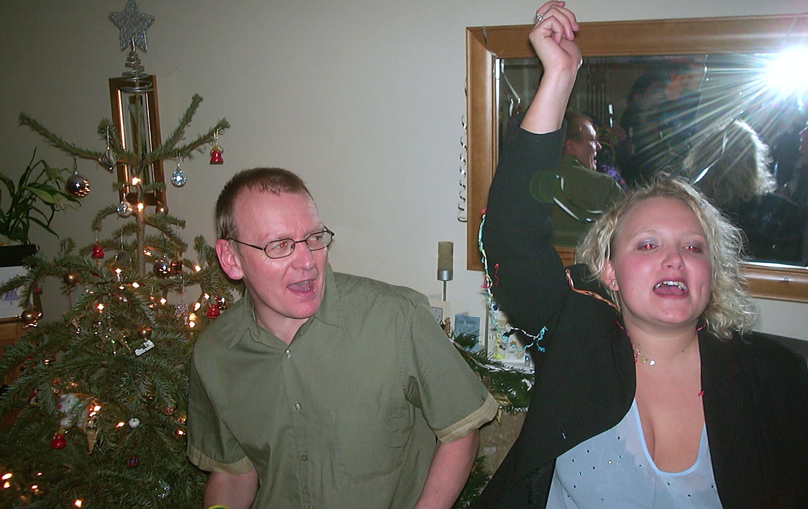 It's already kicked off in the lounge from A 3G Lab New Year at Michelle's, St Ives, Cambridgeshire - 31st December 2001