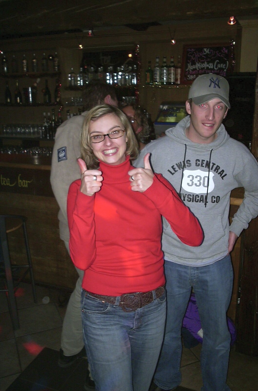Wendy does thumbs-up as Simon Nightingale looks on from 3G Lab Goes Skiing In Chamonix, France - 12th March 2002