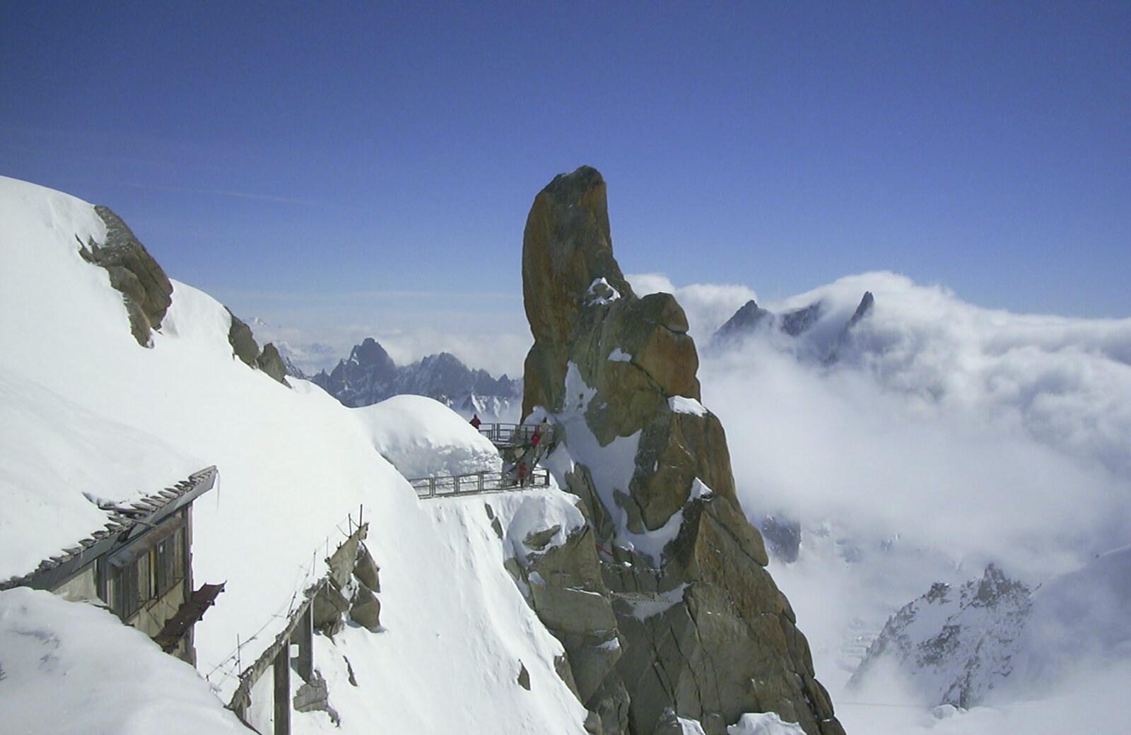 A curious rock outcrop from 3G Lab Goes Skiing In Chamonix, France - 12th March 2002