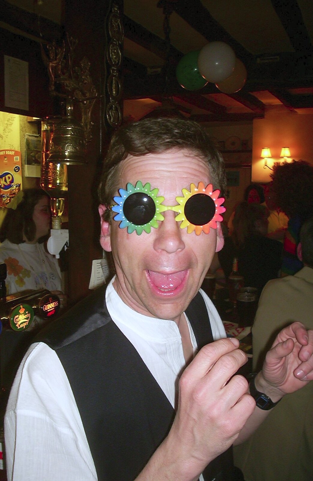 Sue and DH's 30th and 40th Party, The Swan, Suffolk - 18th March 2002: Apple borrows Spam's sunflower shades