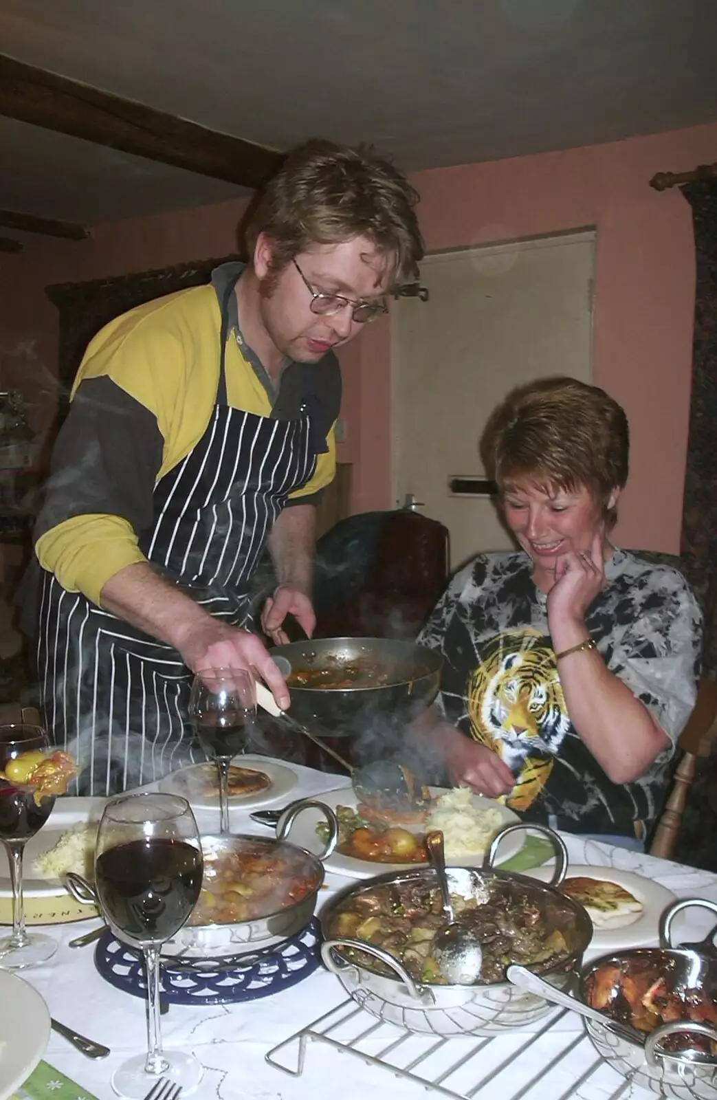 Curry is served, from Anne's Birthday Curry and Cake, The Swan Inn, Brome - 24th March 2002