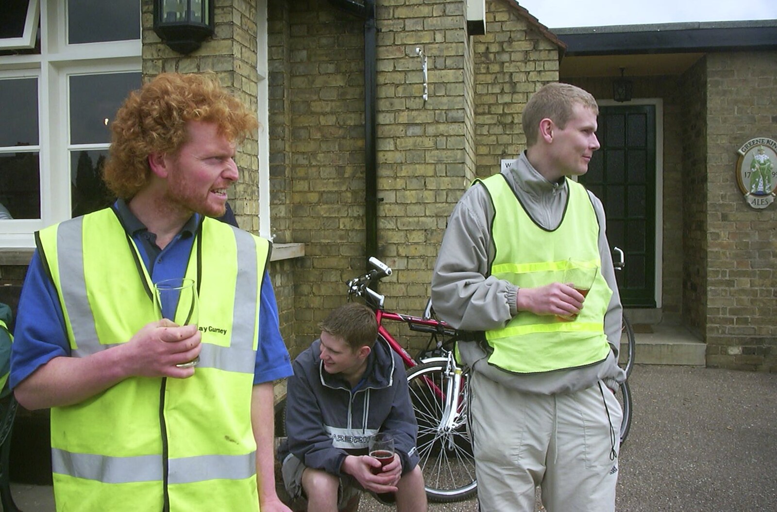 The BSCC Bike Ride, Shefford, Bedford - 11th May 2002: Wavy and Bill