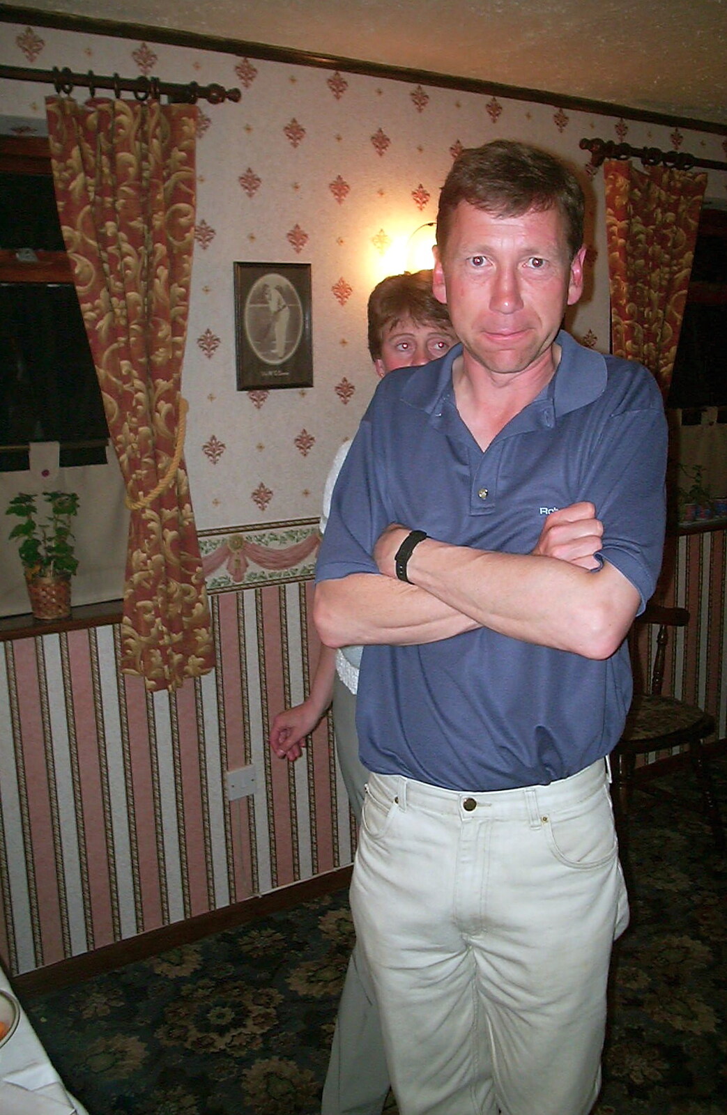 Jenny's 50th at The Swan Inn, Brome, Suffolk - 14th May 2002: Apple John looks shifty