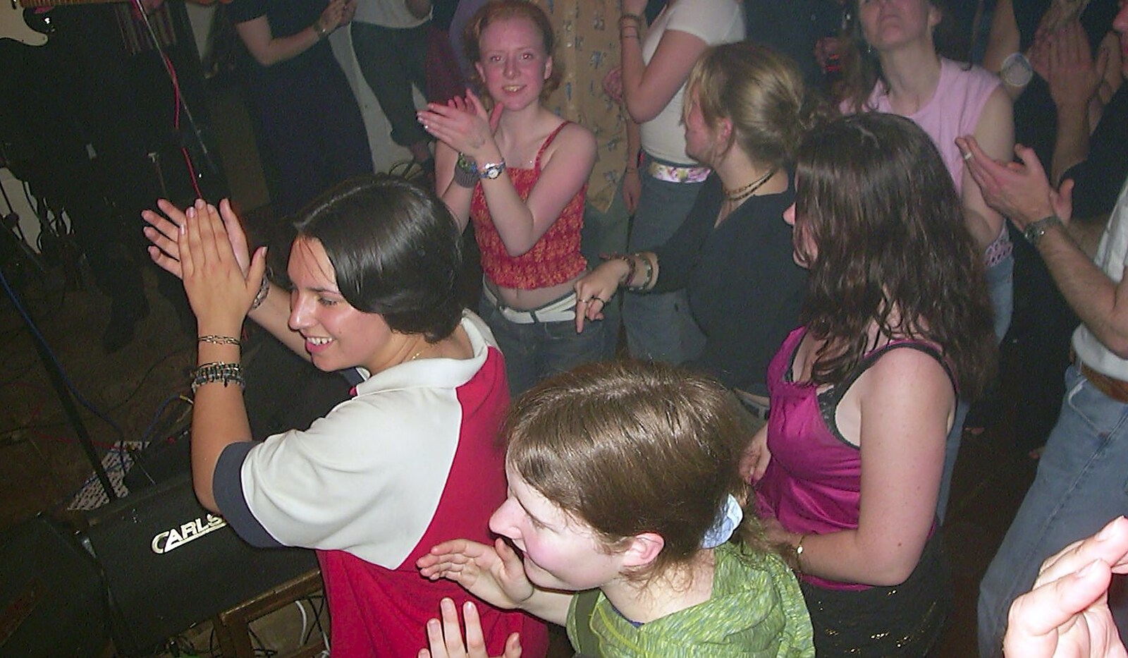 Audience applause from The BBs at the Cider Shed, Banham, Norfolk - 24th May 2002