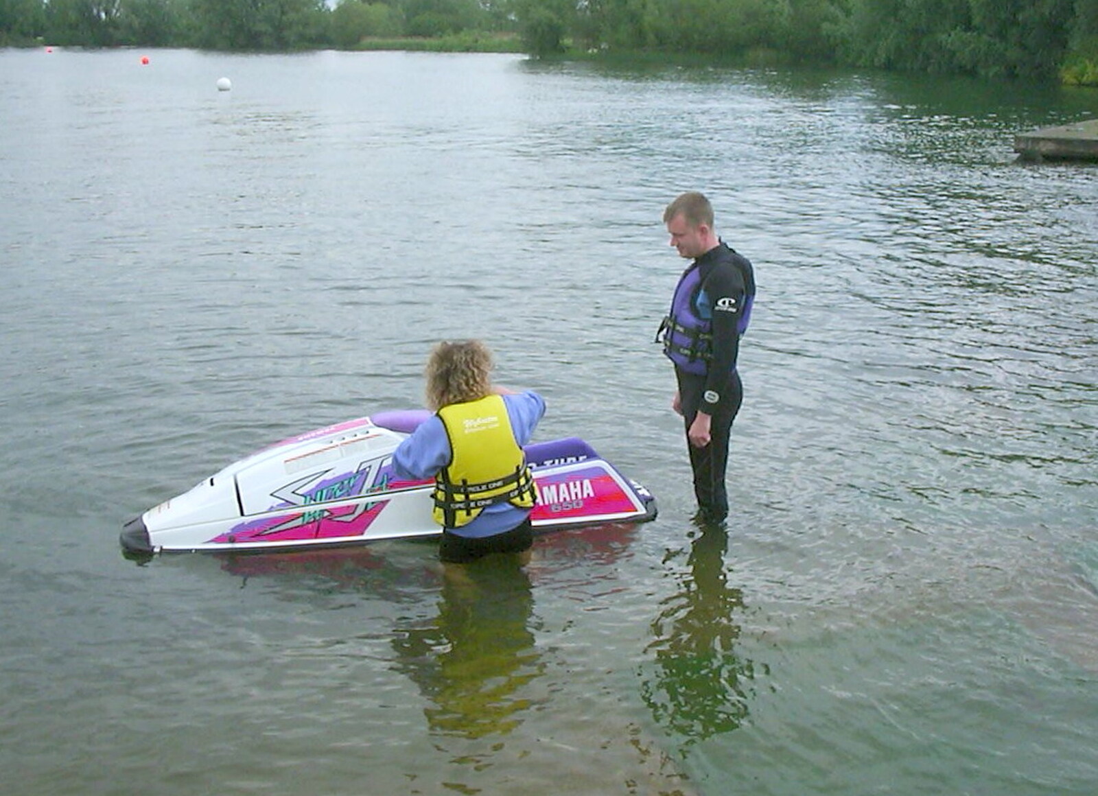 3G Lab Watersports Fun Day, Wyboston, Bedfordshire - 8th June 2002: Nosher gets a bit of jet-ski tuition