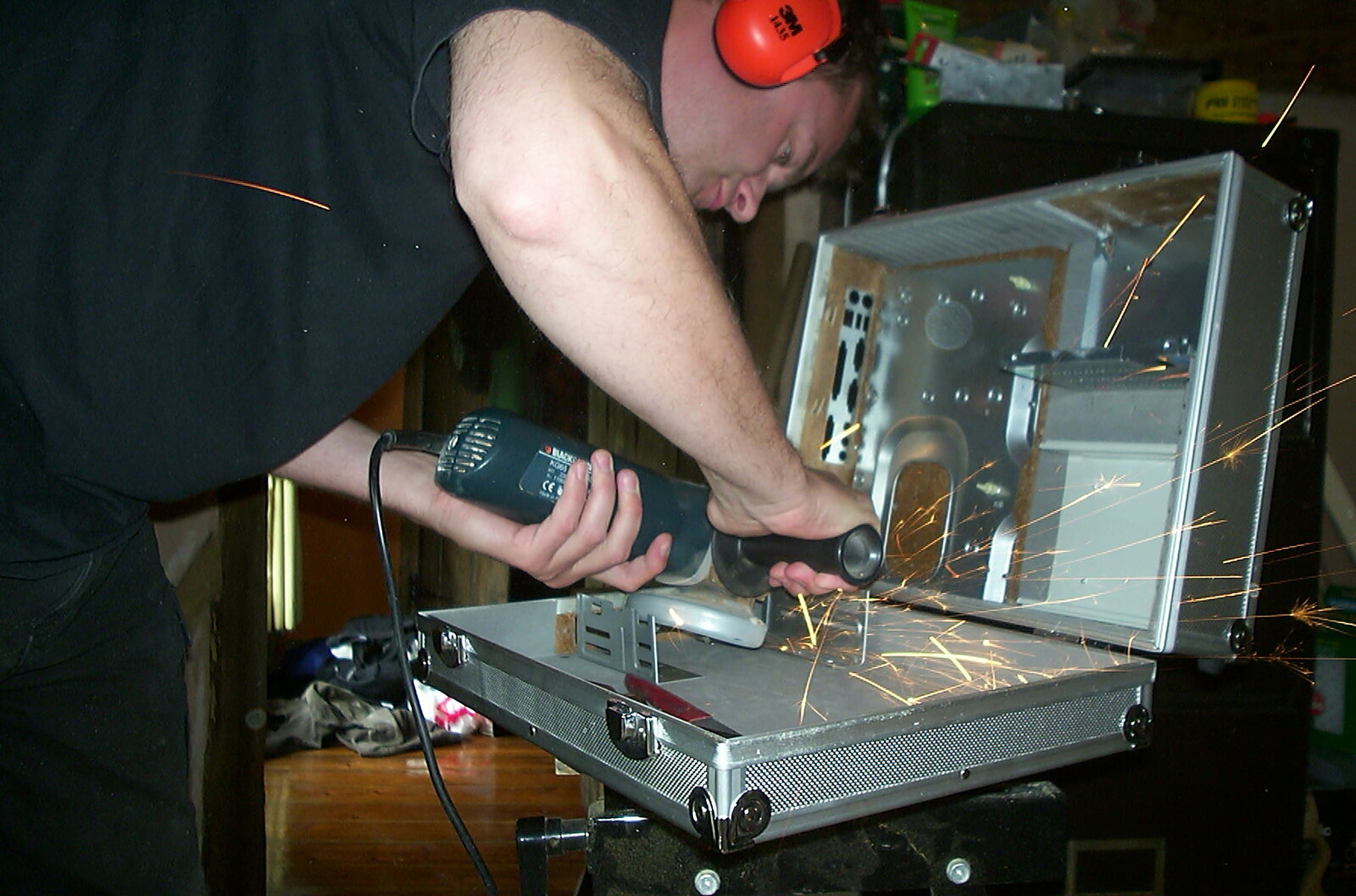 Nosher does some angle grinding from A Hard-Drive Clock and Other Projects, Brome, Suffolk - 28th June 2002