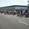 The queue for the bus to Chantry Park, Radio 1's One Big Sunday, Chantry Park, Ipswich - 14th July 2002