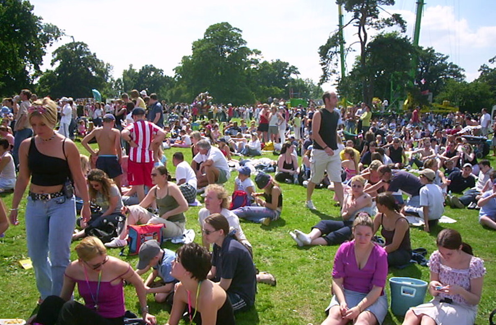 More crowds in the sun from Radio 1's One Big Sunday, Chantry Park, Ipswich - 14th July 2002
