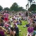 More crowds in the sun, Radio 1's One Big Sunday, Chantry Park, Ipswich - 14th July 2002