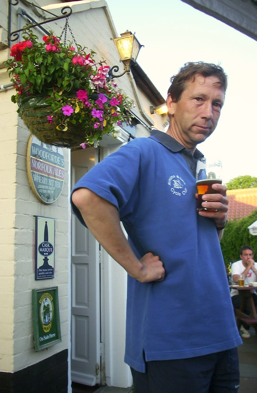 Apple with a pint outside the White Horse from BSCC Rides, Petanque at the Swan and July Miscellany - 21st July 2002