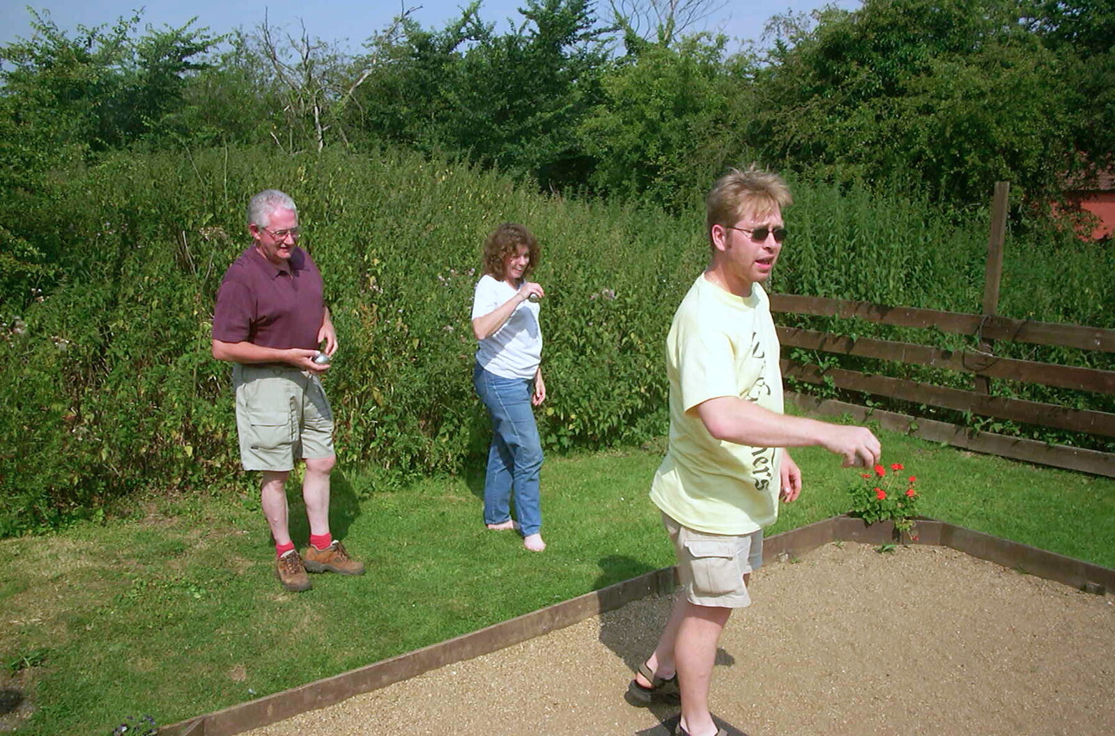 Marc gets ready to lob from BSCC Rides, Petanque at the Swan and July Miscellany - 21st July 2002