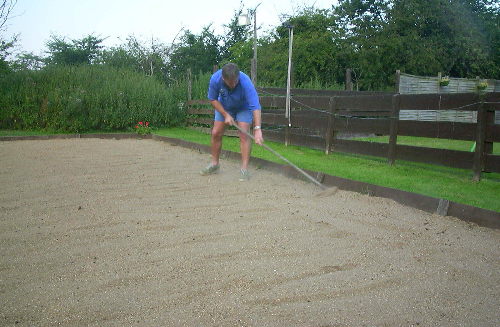 Nigel rakes the sand from BSCC Rides, Petanque at the Swan and July Miscellany - 21st July 2002