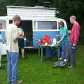 Another kettle moment on the final morning, A BSCC Splinter Group Camping Weekend, Theberton, Suffolk - 11th August 2002