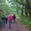 Wandering through the woods, A BSCC Splinter Group Camping Weekend, Theberton, Suffolk - 11th August 2002