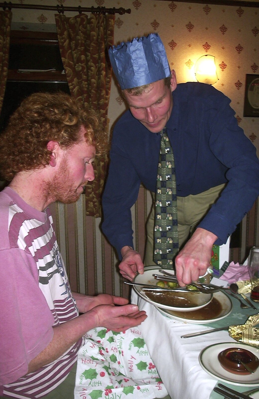 Bill helps tidy up from The BSCC Christmas Dinner, Brome Swan, Suffolk - 10th December 2002