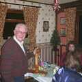Bomber Langdon wins the Golden Stabilisers, The BSCC Christmas Dinner, Brome Swan, Suffolk - 10th December 2002