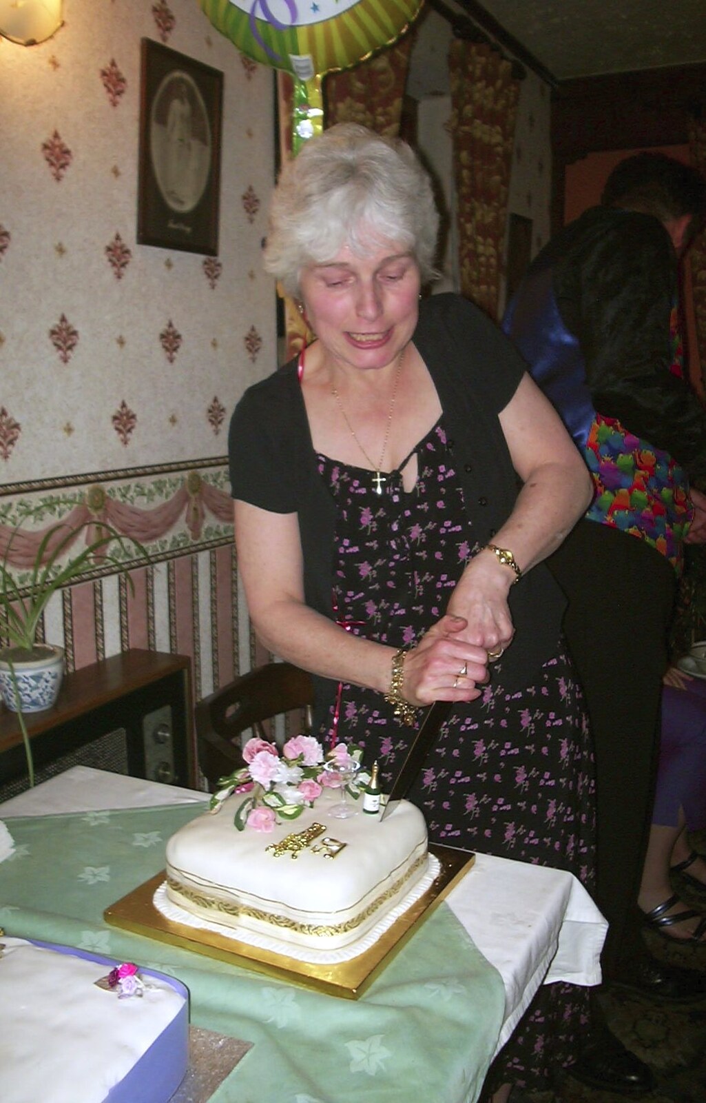 Spammy cuts her cake from Spammy's 50th Birthday at the Swan Inn, Brome, Suffolk - 26th April 2003