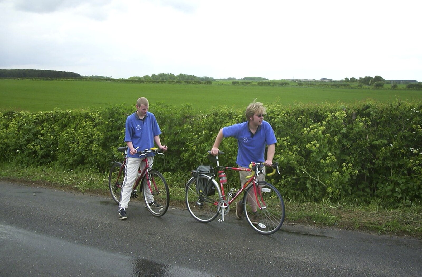 The BSCC Bike Ride Weekend, Kelling, Norfolk - 9th May 2003: Bill and Marc on a wet road