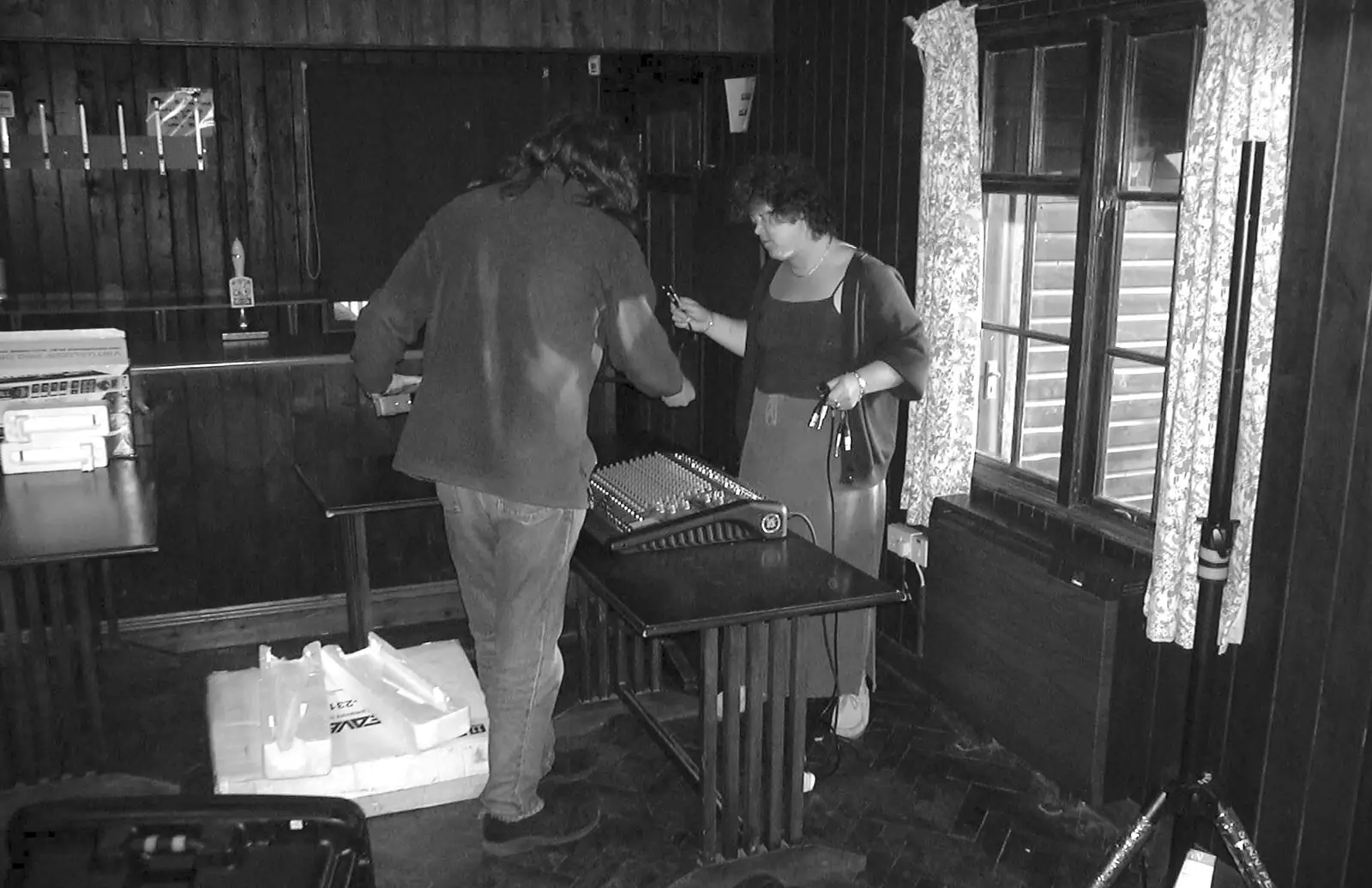 Max and Jo set the desk up, from The BBs at BOCM Pauls Pavillion, Burston, Norfolk - 20th May 2003