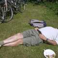 Bindery Dave has a doze, The BSCC Annual Bike Ride, Orford, Suffolk - 12th July 2003