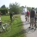 The bikes head off, A BSCC Camping Trip to the Fox Inn, Shadingfield, Suffolk - 9th August 2003