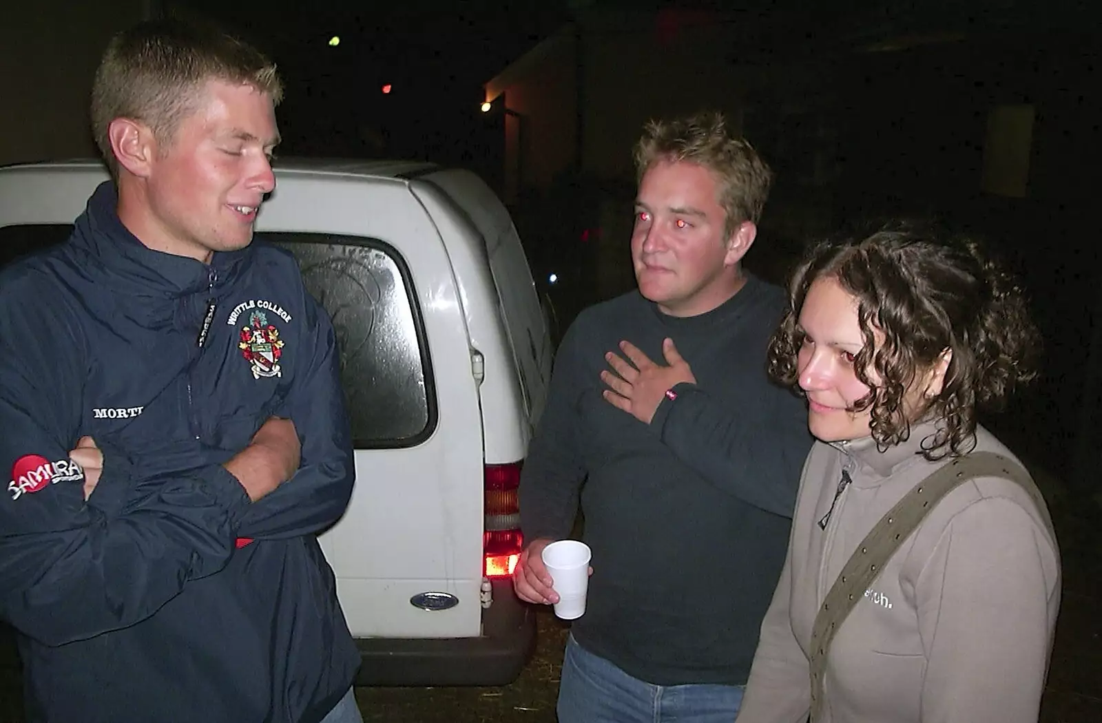 Phil chats to more people, from A Mellis Party and the BSCC at Wortham, Suffolk - 5th September 2003