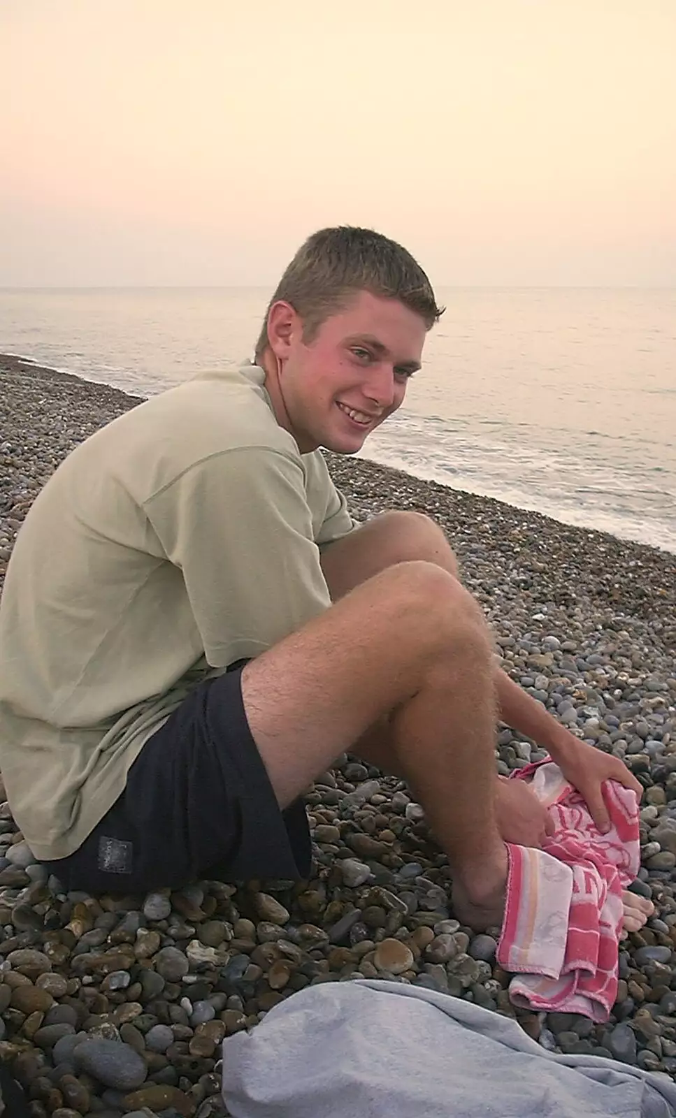 Phil dries his feet, from Fish and Chips on the Beach, Aldeburgh, Suffolk - 12th September 2003