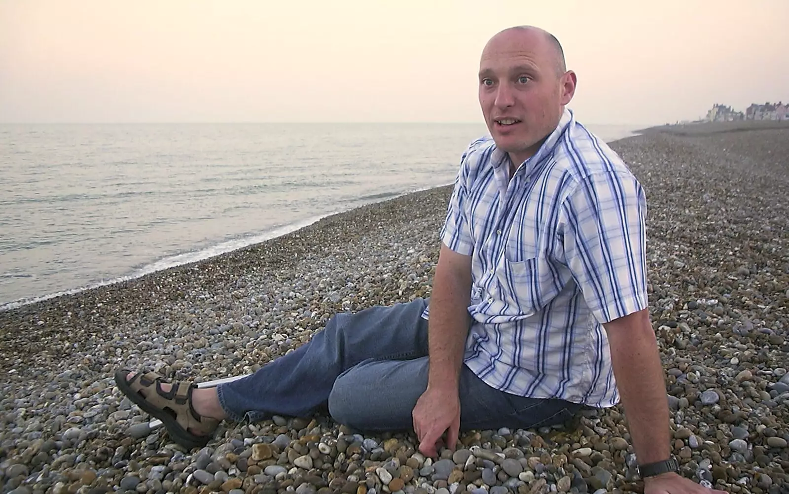 Gov on the pebbles, from Fish and Chips on the Beach, Aldeburgh, Suffolk - 12th September 2003