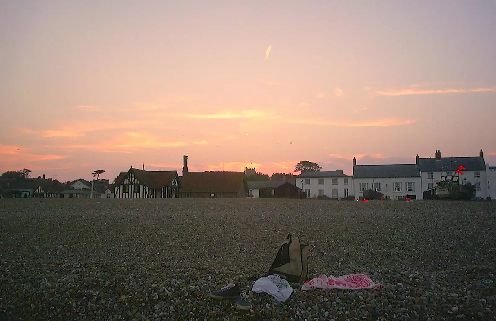 The sun sets over Nosher's rucksac, from Fish and Chips on the Beach, Aldeburgh, Suffolk - 12th September 2003