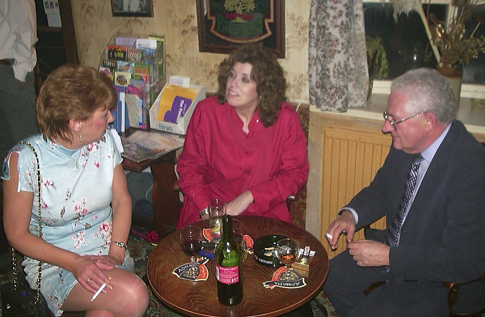 Jenny talks to Denny and Bomber from The BSCC Christmas Dinner, The Swan Inn, Brome, Suffolk  - 6th December 2003