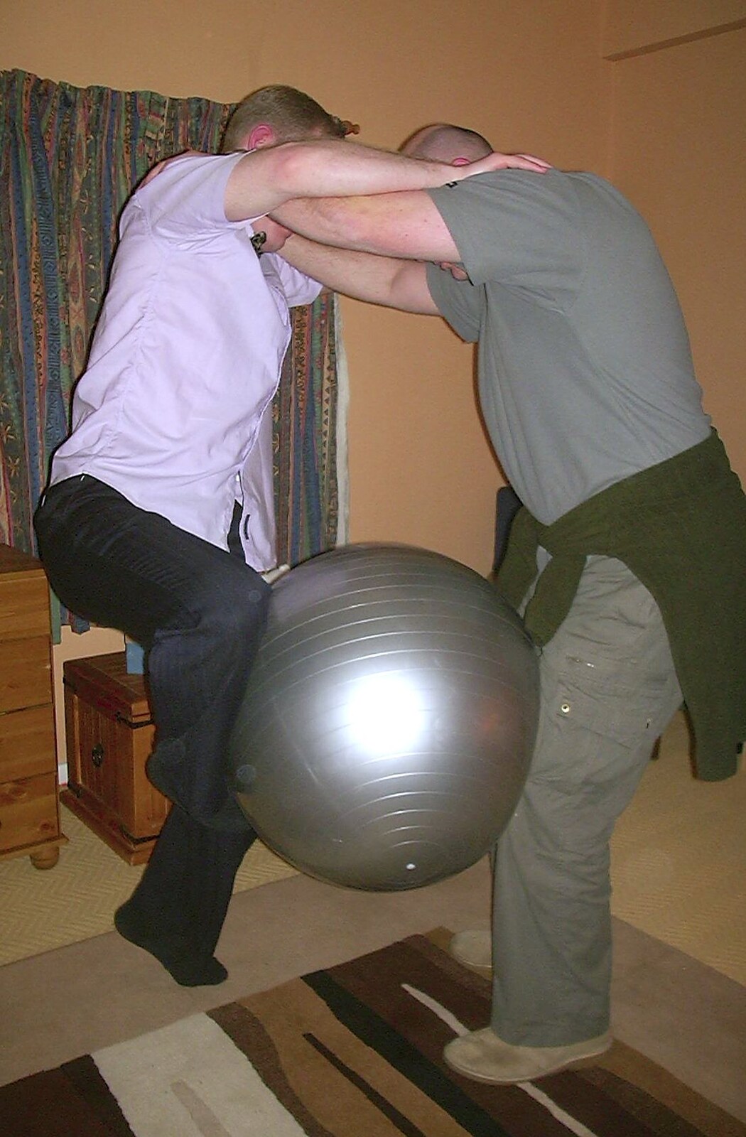 Mikey-P and Clare's House-Warming Thrash, Eye, Suffolk - 17th January 2004: It's time for the big silver ball